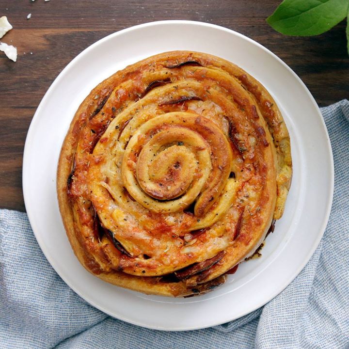 Giant Pizza Roll Cooking Tv Recipes