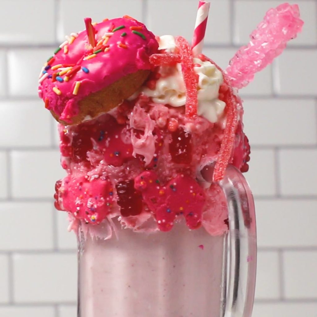 mean-girls-pink-milkshake-as-made-by-jonathan-bennett-cooking-tv-recipes