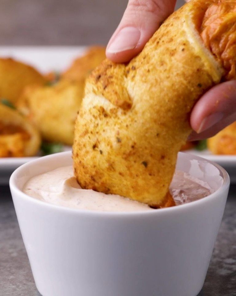 Chicken Taco-Stuffed Crescent Rolls - Cooking TV Recipes